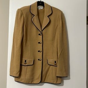 St. John suit jacket. Gorgeous! Perfect condition